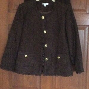 Women’s two piece skirt & jacket set in brown tweed.
